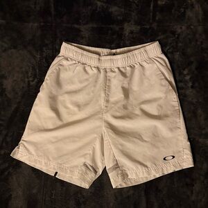 Men’s Athleisure Oakley shorts